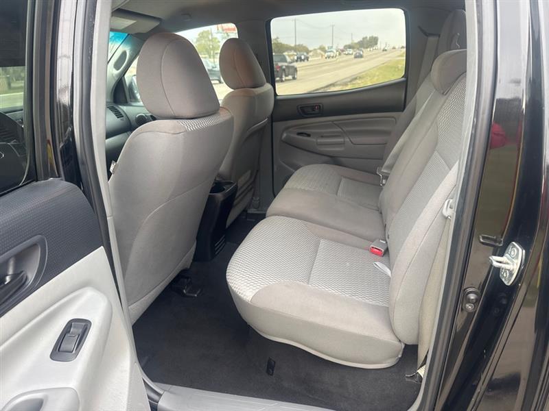 Toyota Tacoma PreRunner Double Cab Auto 2WD 2012