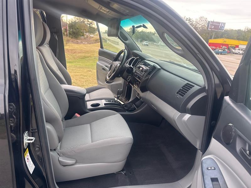 Toyota Tacoma PreRunner Double Cab Auto 2WD 2012