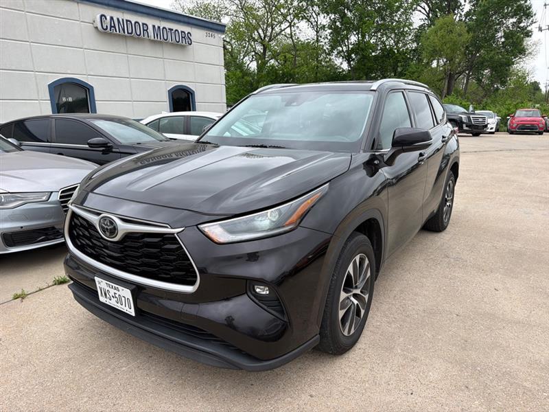 2021 Toyota Highlander XLE FWD V6