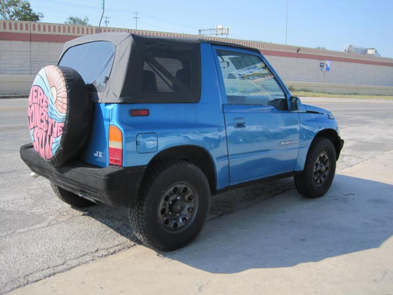 Suzuki Sidekick JX 2-Door 4WD 1992 Suzuki Sidekick JX 2-Door 4WD 1992