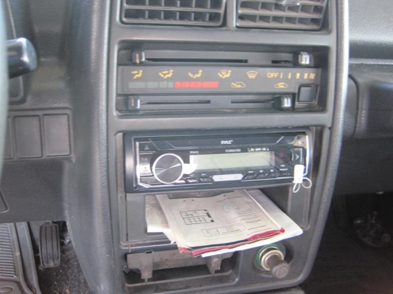 Suzuki Sidekick JX 2-Door 4WD 1992 Suzuki Sidekick JX 2-Door 4WD 1992