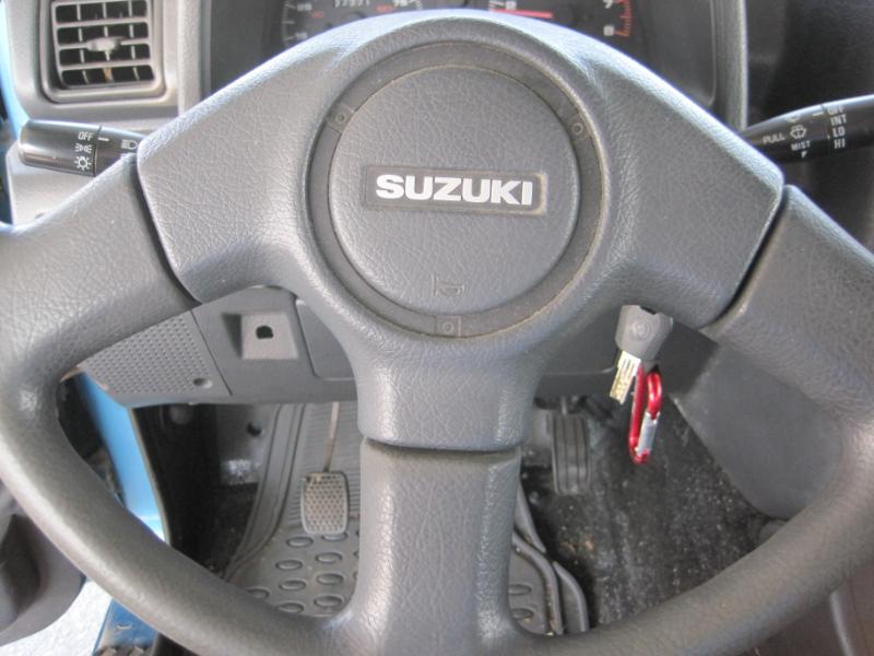 Suzuki Sidekick JX 2-Door 4WD 1992 Suzuki Sidekick JX 2-Door 4WD 1992