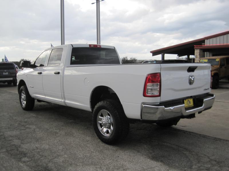 RAM 2500 Tradesman Crew Cab LWB 4WD 2022 RAM 2500 Tradesman Crew Cab LWB 4WD 2022