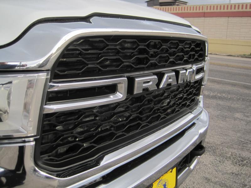 RAM 2500 Tradesman Crew Cab LWB 4WD 2022 RAM 2500 Tradesman Crew Cab LWB 4WD 2022