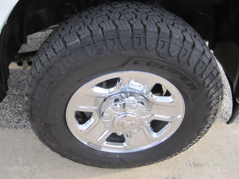 RAM 2500 Tradesman Crew Cab LWB 4WD 2022 RAM 2500 Tradesman Crew Cab LWB 4WD 2022