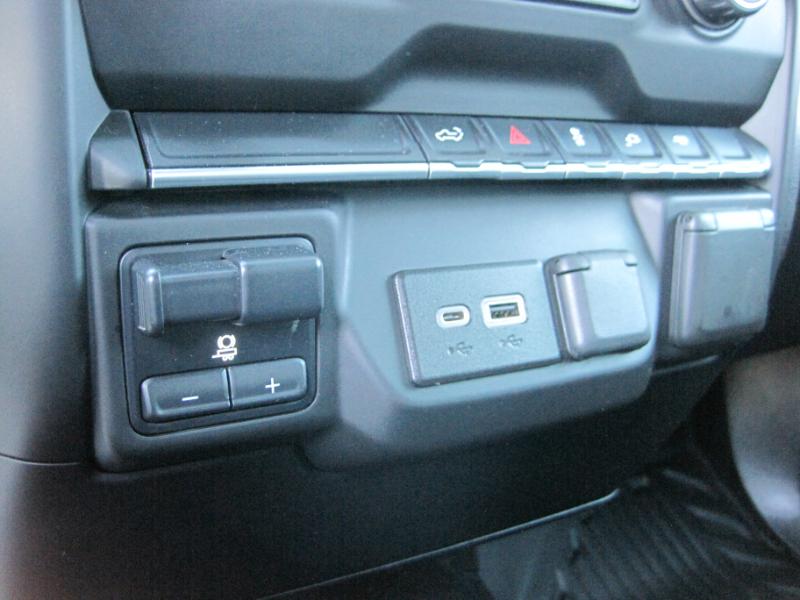 Chevrolet Silverado 2500HD Work Truck Double Cab Short Box 2WD 2022 Chevrolet Silverado 2500HD Work Truck Double Cab Short Box 2WD 2022