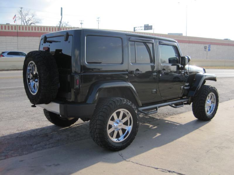 Jeep Wrangler Unlimited Sahara 4WD 2013