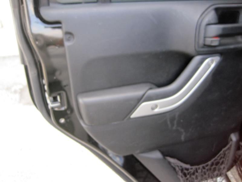 Jeep Wrangler Unlimited Sahara 4WD 2013