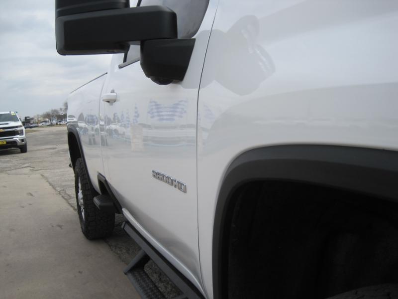 Chevrolet Silverado 2500HD LT Long Box 2WD 2023