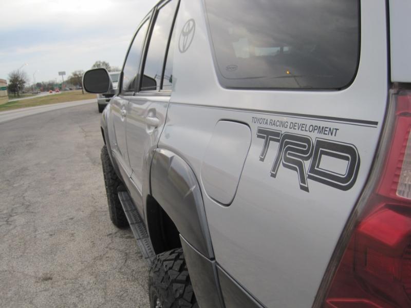 Toyota 4Runner Sport 2WD 2003