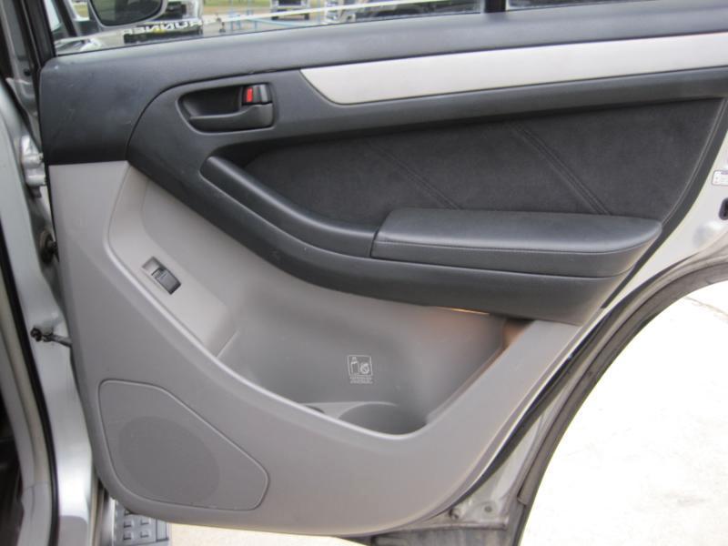 Toyota 4Runner Sport 2WD 2003