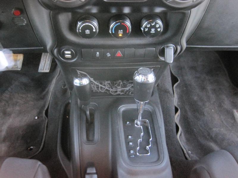 Jeep Wrangler Sport 4WD 2014