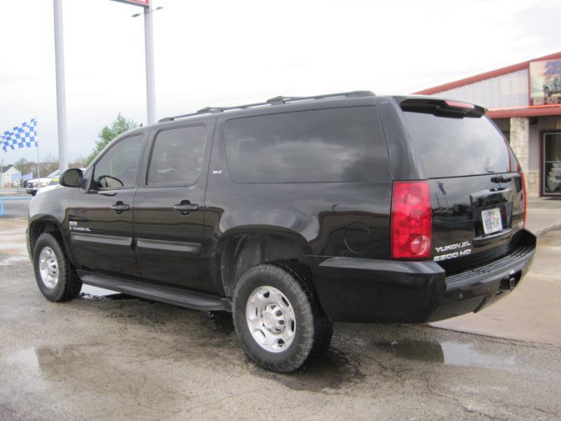 GMC Yukon XL SLT-2 3/4 Ton 4WD 2008