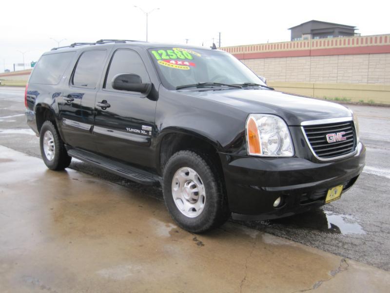 GMC Yukon XL SLT-2 3/4 Ton 4WD 2008
