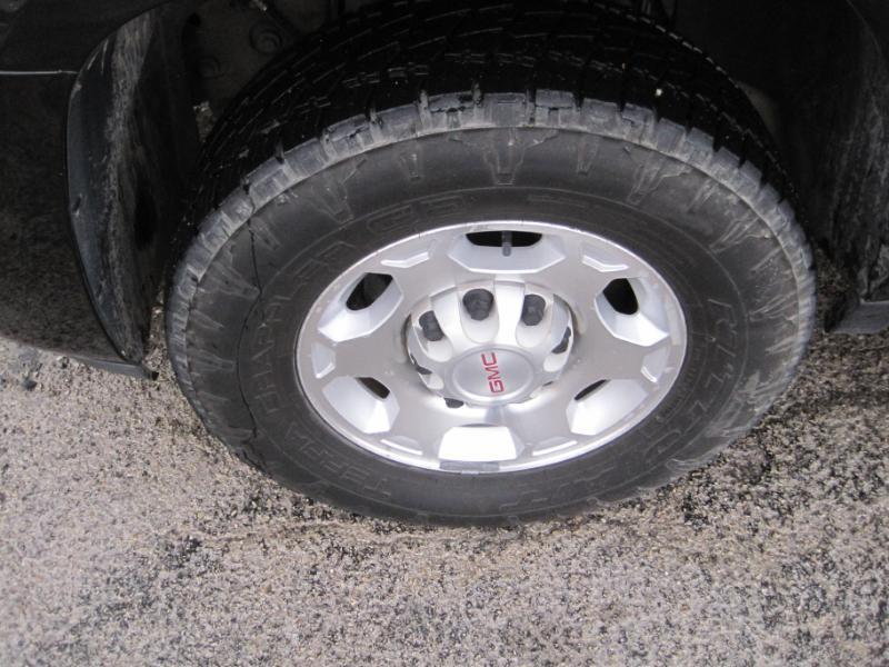 GMC Yukon XL SLT-2 3/4 Ton 4WD 2008