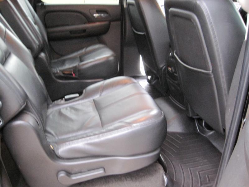 GMC Yukon XL SLT-2 3/4 Ton 4WD 2008