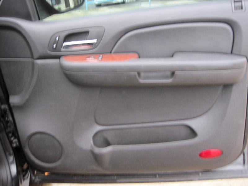 GMC Yukon XL SLT-2 3/4 Ton 4WD 2008