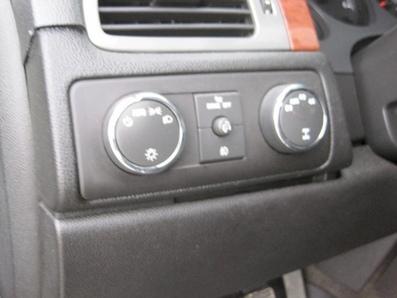 GMC Yukon XL SLT-2 3/4 Ton 4WD 2008