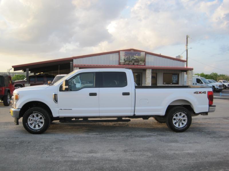Ford F-250 SD XLT Crew Cab Long Bed 4WD 2022