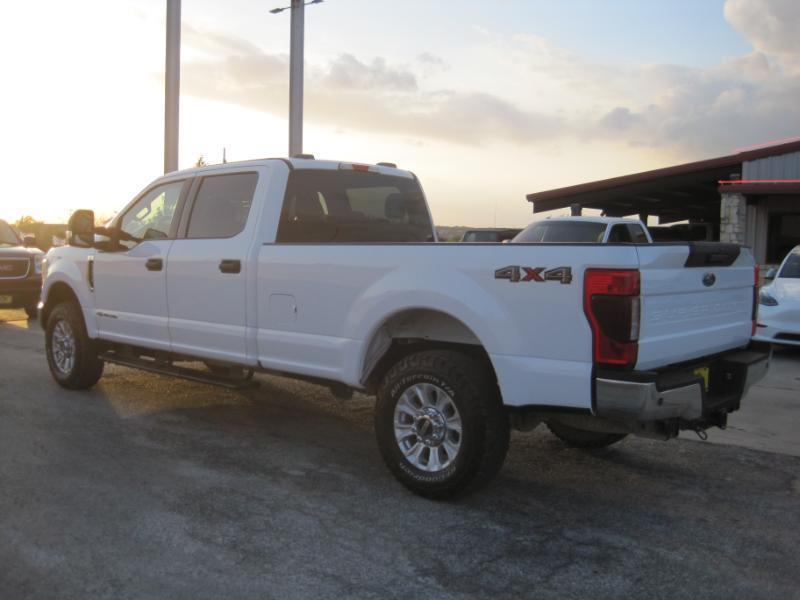 Ford F-250 SD XLT Crew Cab Long Bed 4WD 2022