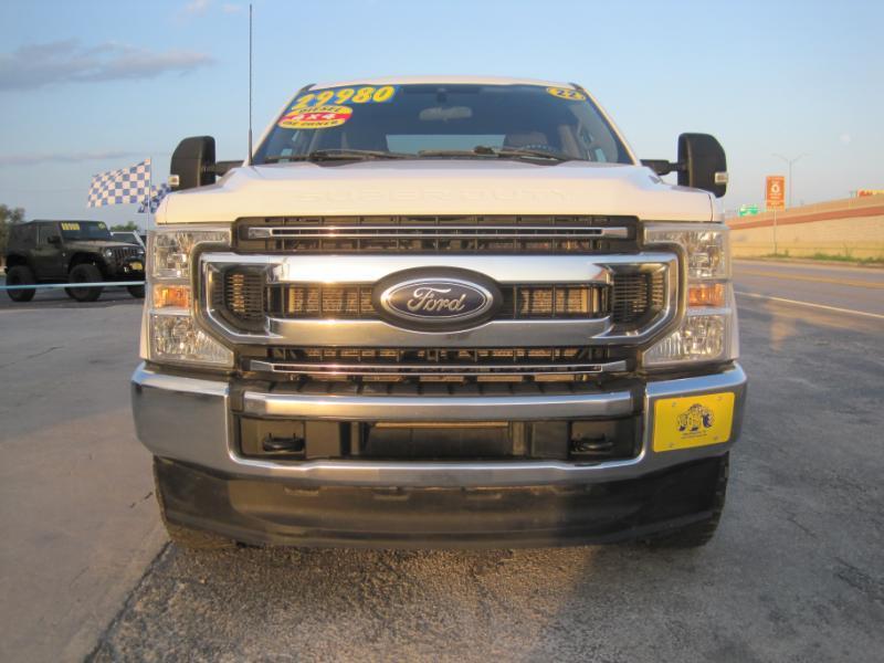 Ford F-250 SD XLT Crew Cab Long Bed 4WD 2022