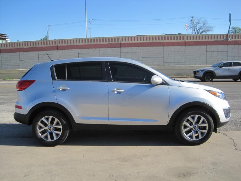 Kia Sportage LX FWD 2015