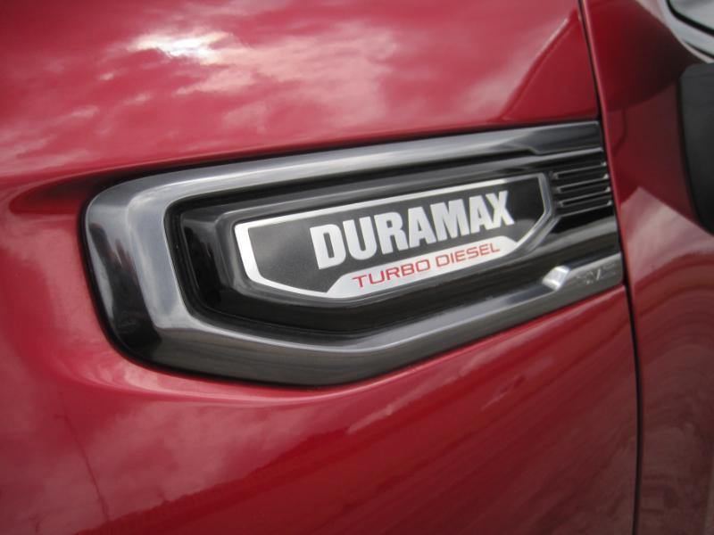 GMC Sierra 1500 AT4 Crew Cab 4WD 2023