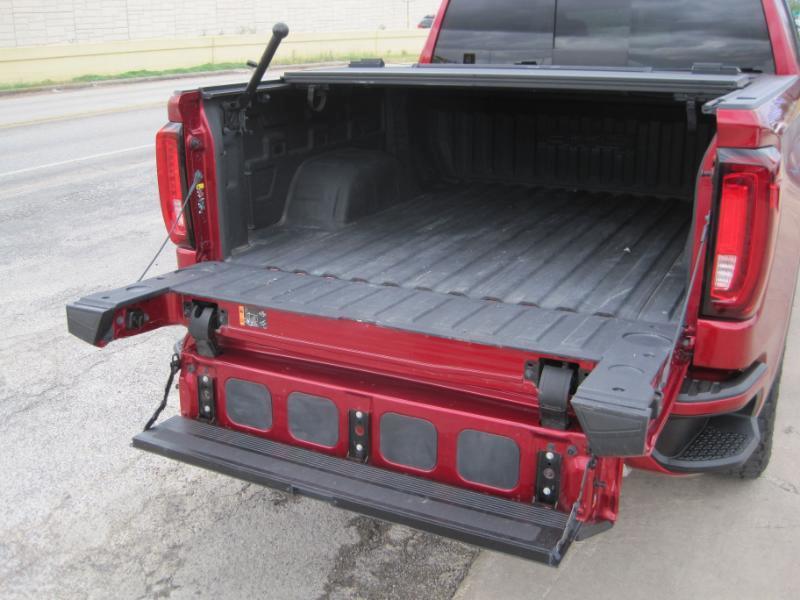 GMC Sierra 1500 AT4 Crew Cab 4WD 2023