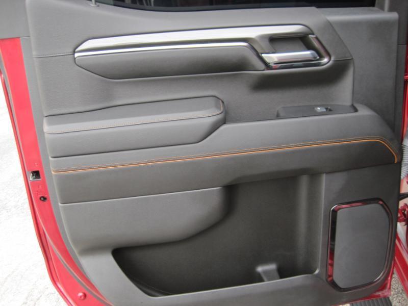 GMC Sierra 1500 AT4 Crew Cab 4WD 2023