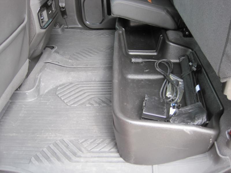 GMC Sierra 1500 AT4 Crew Cab 4WD 2023