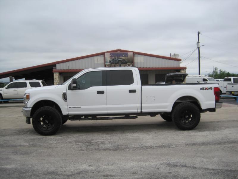 Ford F-250 SD XLT Crew Cab Long Bed 4WD 2022