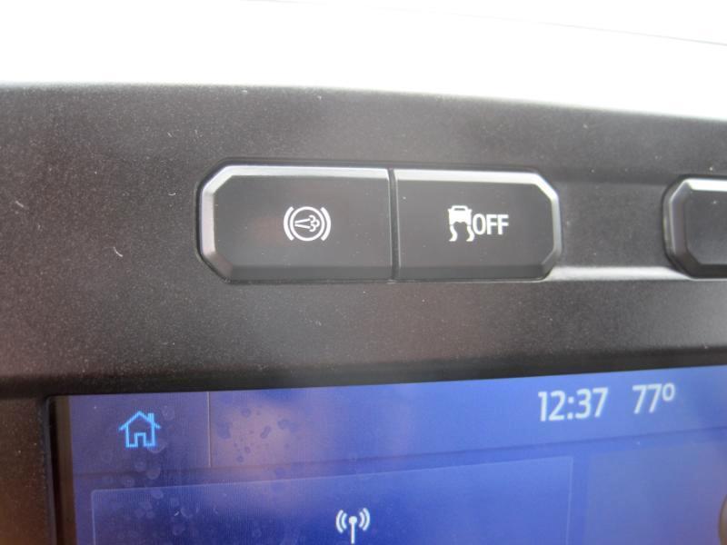 Ford F-250 SD XLT Crew Cab Long Bed 4WD 2022