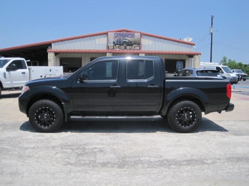 Nissan Frontier SV Crew Cab V6 2021