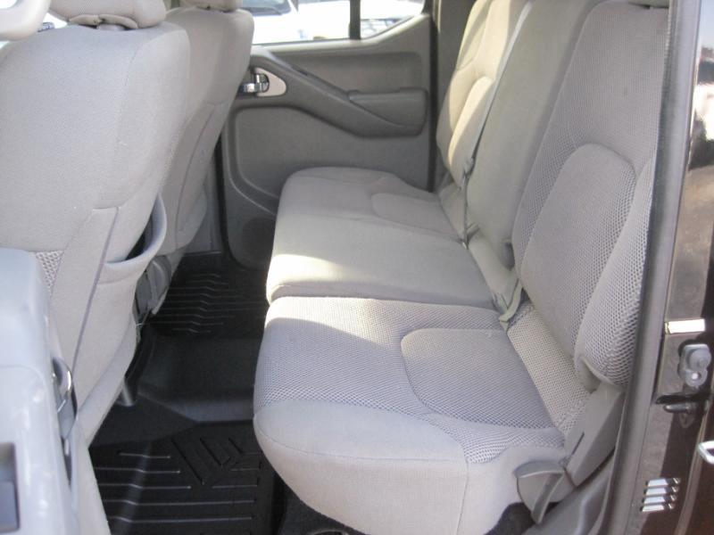 Nissan Frontier SV Crew Cab V6 2021