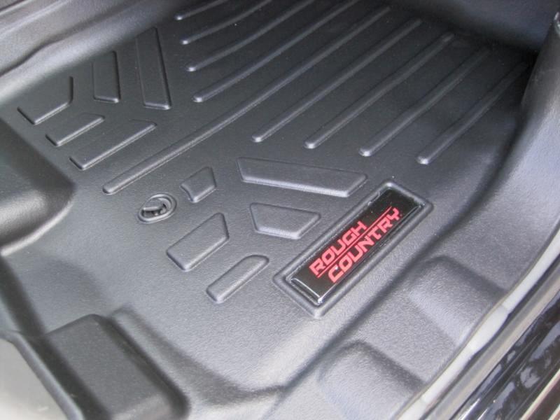 Nissan Frontier SV Crew Cab V6 2021