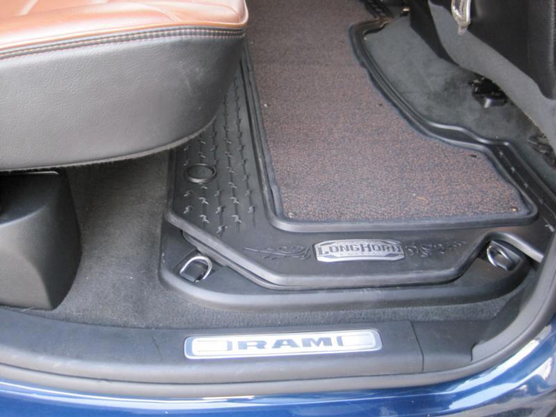 RAM 1500 Longhorn Crew Cab SWB 4WD 2021