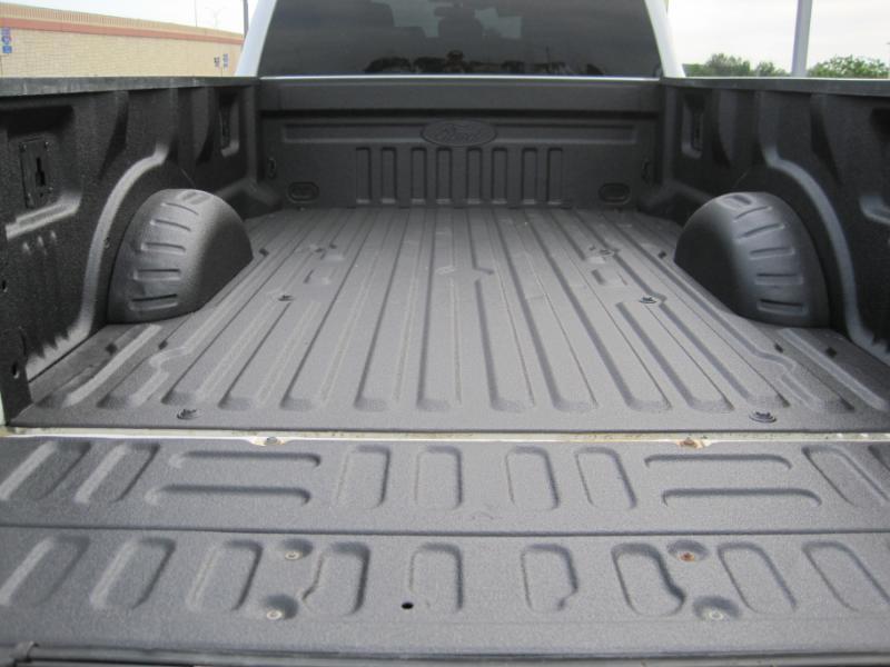 Ford F-250 SD XLT Crew Cab Long Bed 4WD 2022