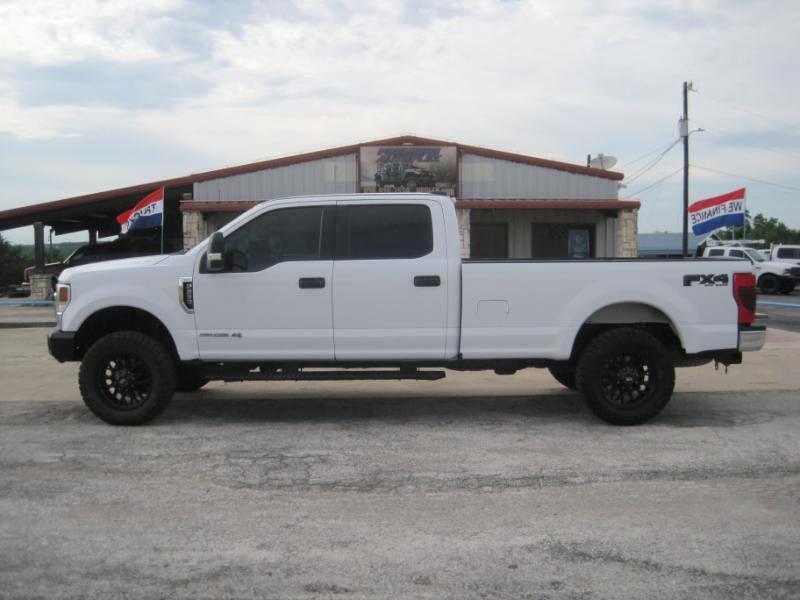 Ford F-250 SD XLT Crew Cab Long Bed 4WD 2022