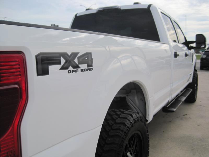 Ford F-250 SD XLT Crew Cab Long Bed 4WD 2022