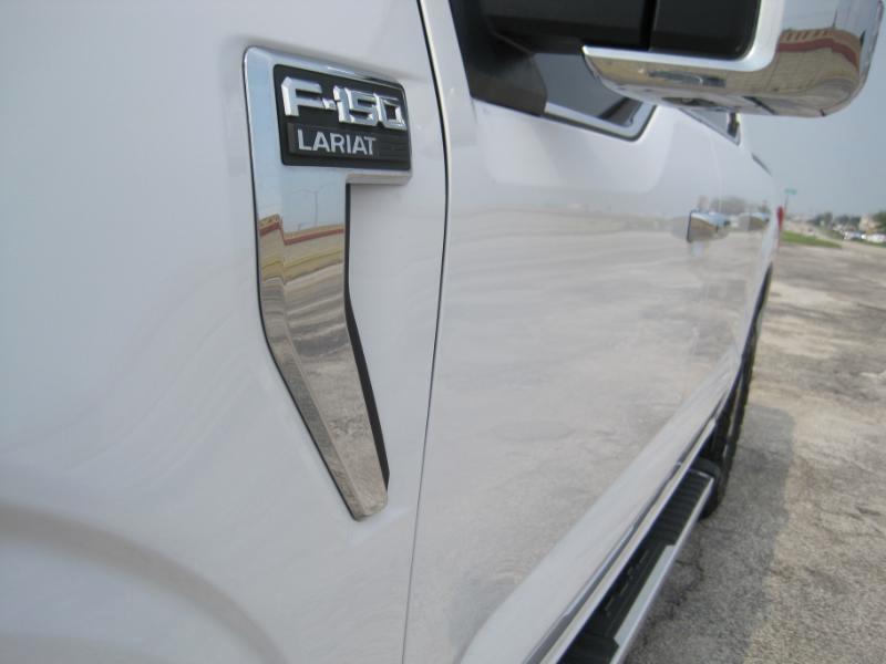 Ford F-150 Lariat SuperCrew 5.5-ft. Bed 4WD 2023
