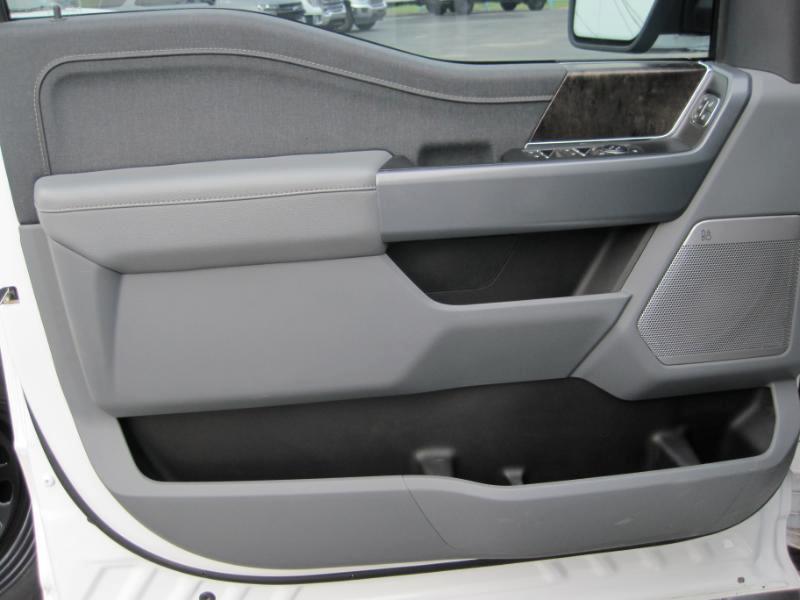 Ford F-150 Lariat SuperCrew 5.5-ft. Bed 4WD 2023