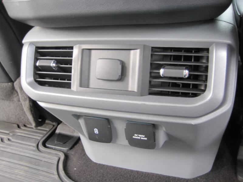 Ford F-150 Lariat SuperCrew 5.5-ft. Bed 4WD 2023
