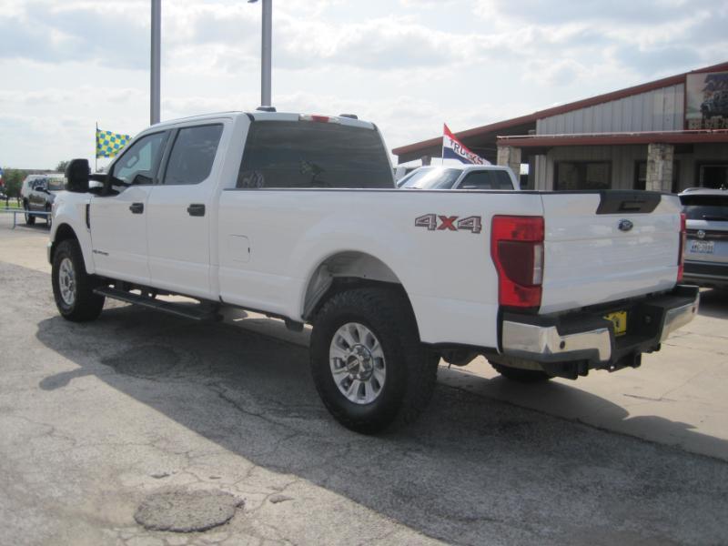 Ford F-250 SD XLT Crew Cab Long Bed 4WD 2022