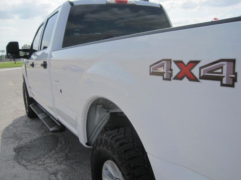 Ford F-250 SD XLT Crew Cab Long Bed 4WD 2022