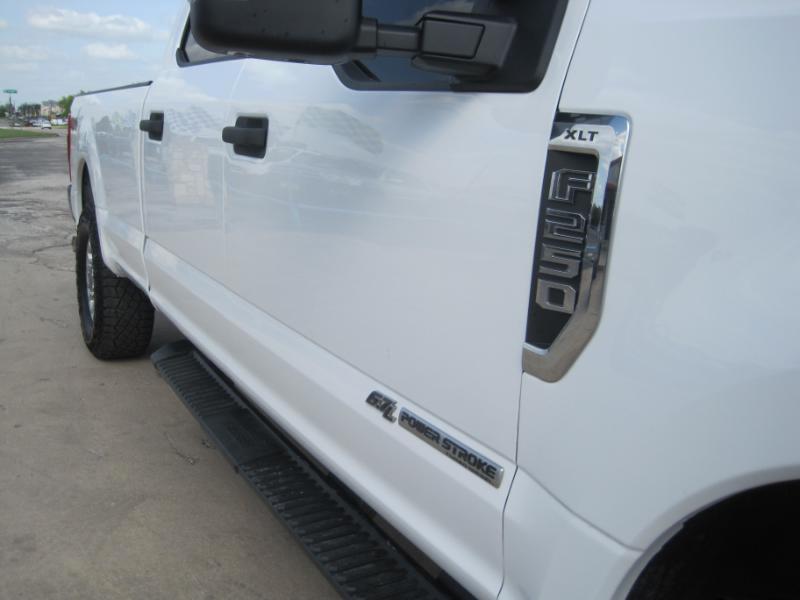 Ford F-250 SD XLT Crew Cab Long Bed 4WD 2022