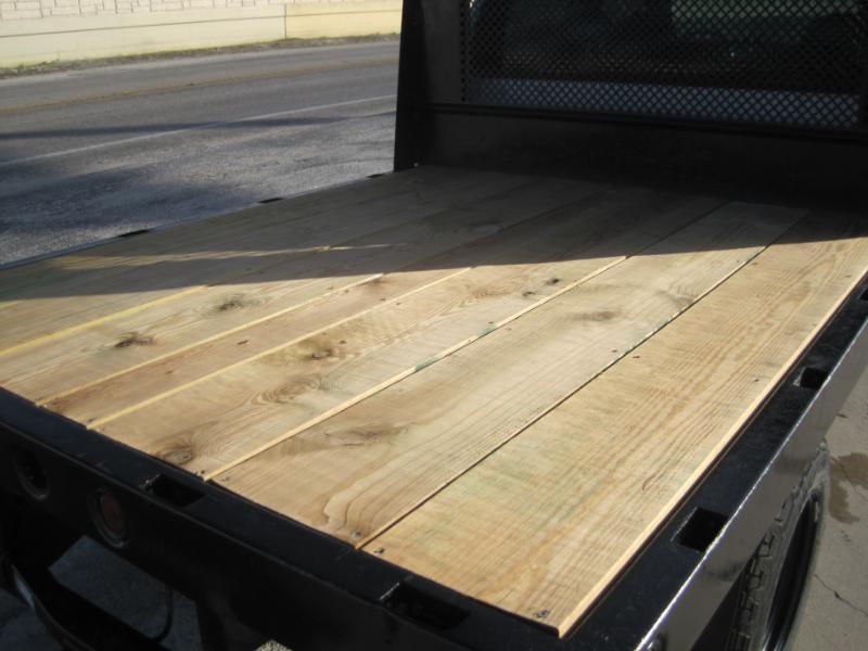 Ford F-350 SD XL Crew Cab Long Bed 2WD 2003
