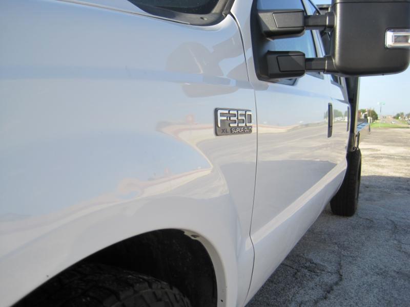 Ford F-350 SD XL Crew Cab Long Bed 2WD 2003