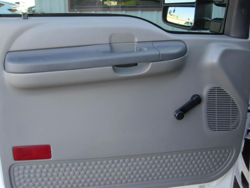 Ford F-350 SD XL Crew Cab Long Bed 2WD 2003