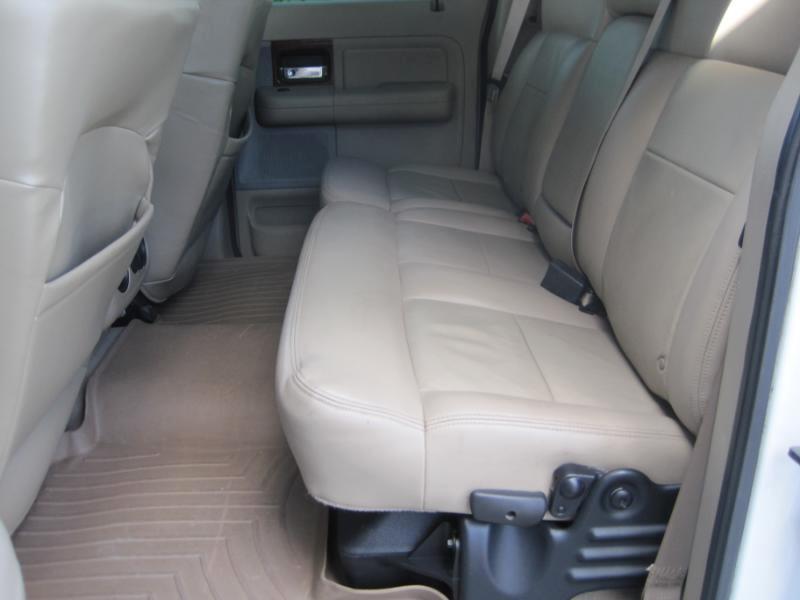 Ford F-150 Lariat SuperCrew 4WD 2005