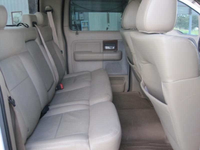 Ford F-150 Lariat SuperCrew 4WD 2005